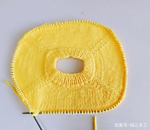 毛衣肩宽和领窝怎么分针