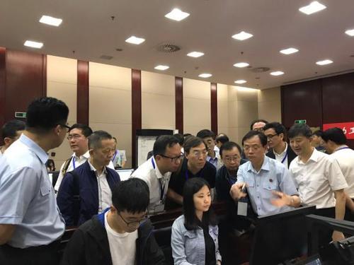 上海法院辅助人员怎么样