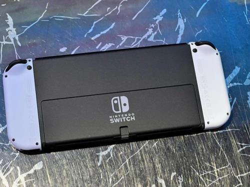 switch没电后充电开不了机