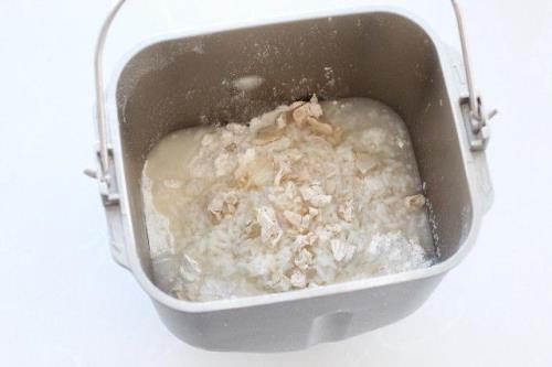 发红的米酒可以和面做馒头吗