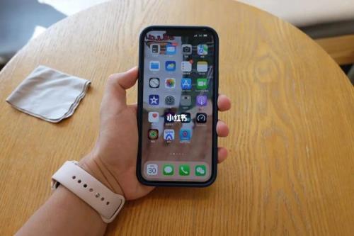 iphone13首次充电正确方法