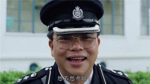 逃学神探女主
