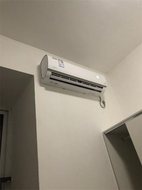 挂壁式格力空调怎么手动调温度