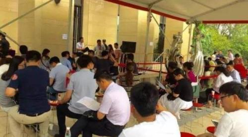乡镇公务员能买得起房吗
