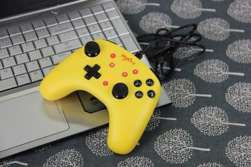 莱仕达手柄9607x连接电脑