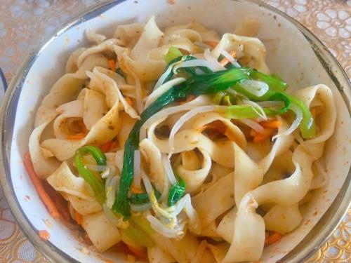 油泼面没吃完怎么热