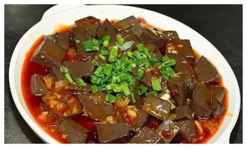 羊血煮后为什么会变绿