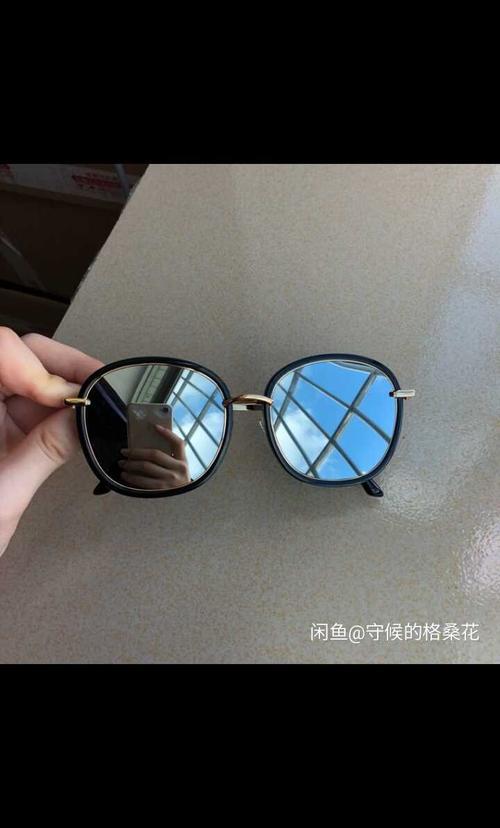 凹镜为什么是倒影