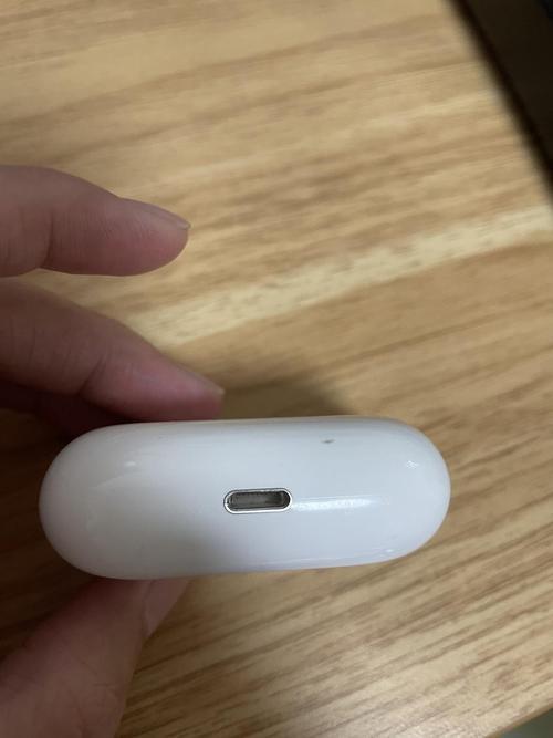 airpodspro充电绿灯就是充不进