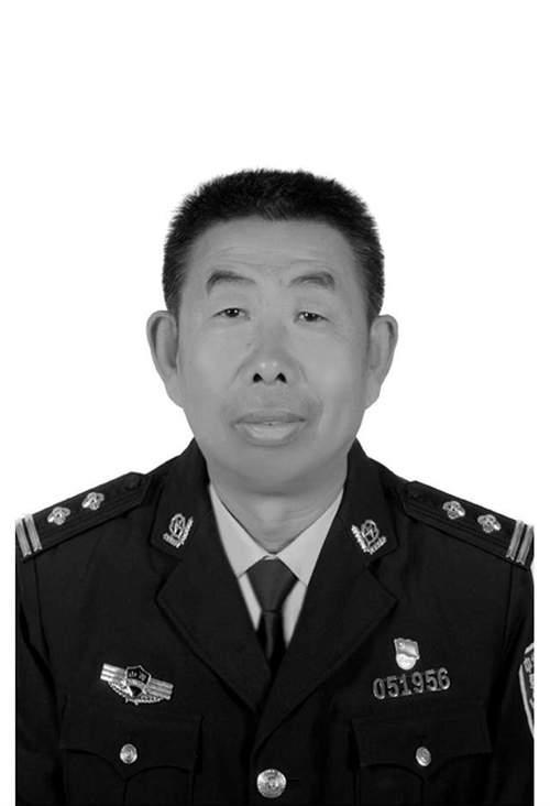 二级警长是正科级吗