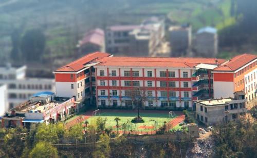 宁强铁锁关中学怎么样