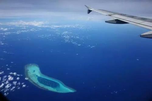 海洋底部面积最大的地方是