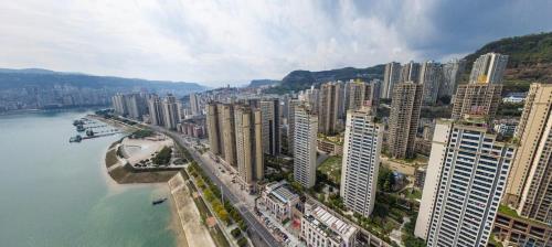 万州的主城区人口是多少