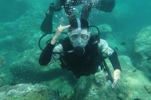 海上发现潜水旗要降低多少航速