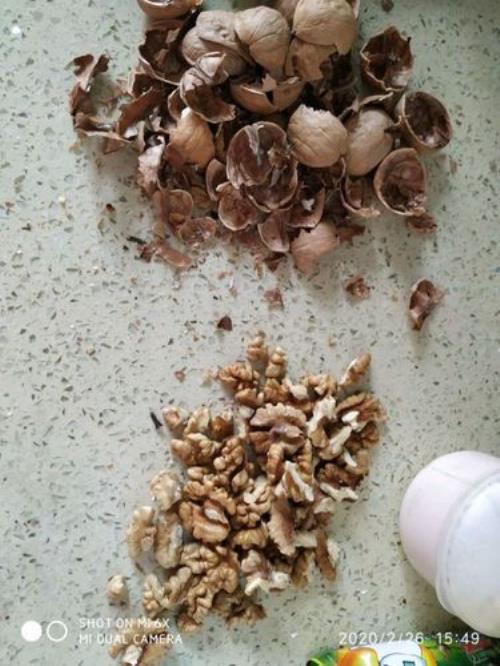 生的大核桃肉怎么变熟
