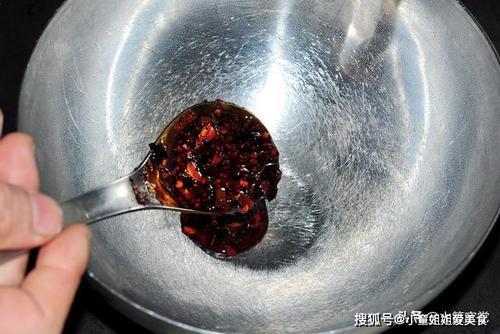 燃面油的具体熬制方法