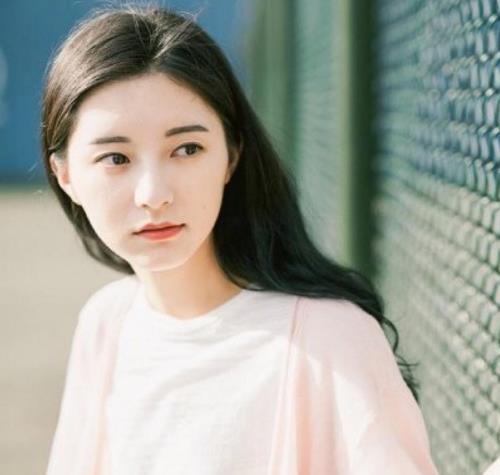 女生问今天怎么那么有空怎么回
