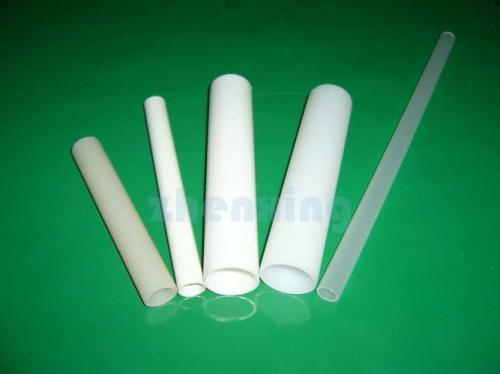 pvc管和pe管用PⅤc胶水粘可以吗