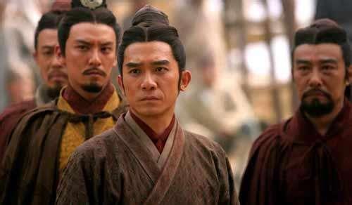 东风不与周郎便，周郎是什么意思