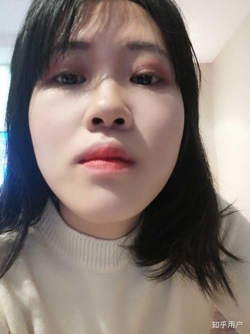 为什么广东人这么多双眼皮