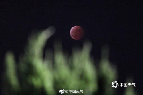 唐山什么时间能看红月亮