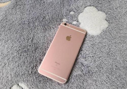 苹果6s升级15.7卡吗