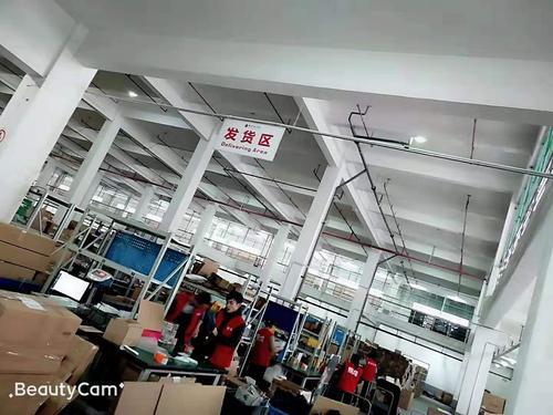 广州得物仓库上班累不累