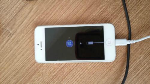 iphone最后俩电充多长时间