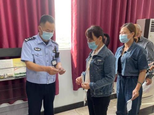 南宁三棵树车管所官网