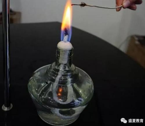 燃烧酒精一般什么店里有卖