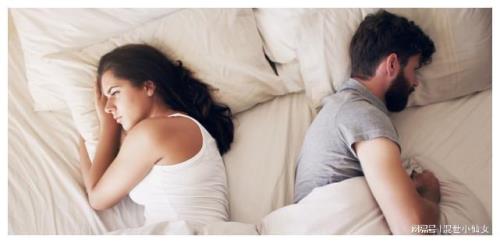 男人冷暴力逼女人离开他的表现