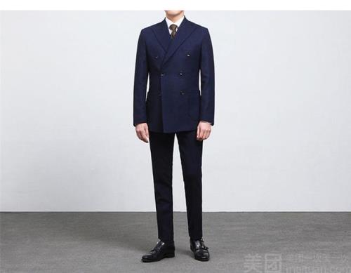 太原服装定制哪家比较好点呢/