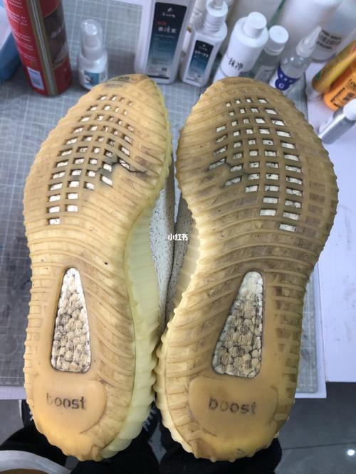 yeezy买过了一直没穿会不会氧化