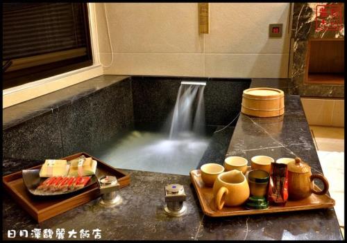 晚上泡温泉多久