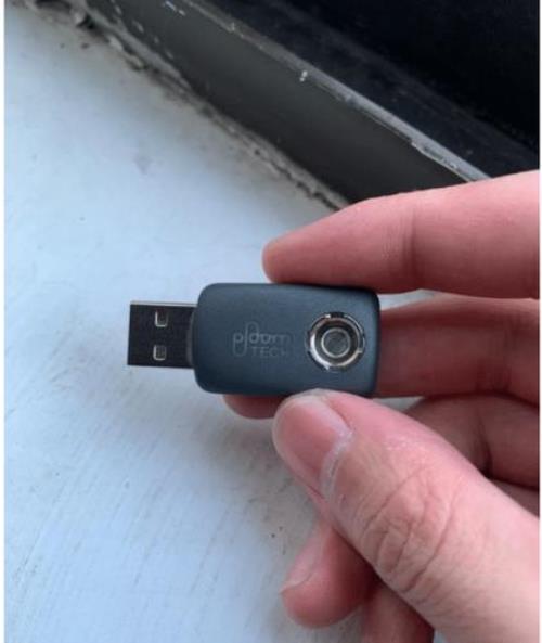 福闪u盘是杂牌吗