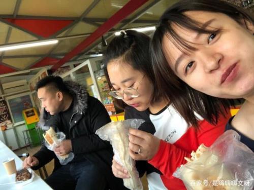 火车站吃饭要多久