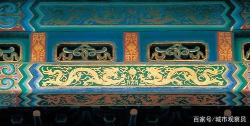 雕梁画栋的栋是什么意思