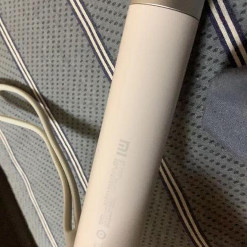 小米随身手电筒拧不亮