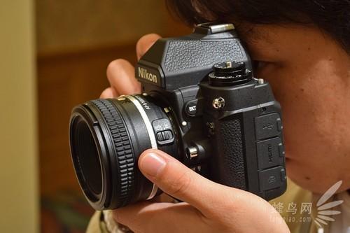 尼康5300有充电口吗