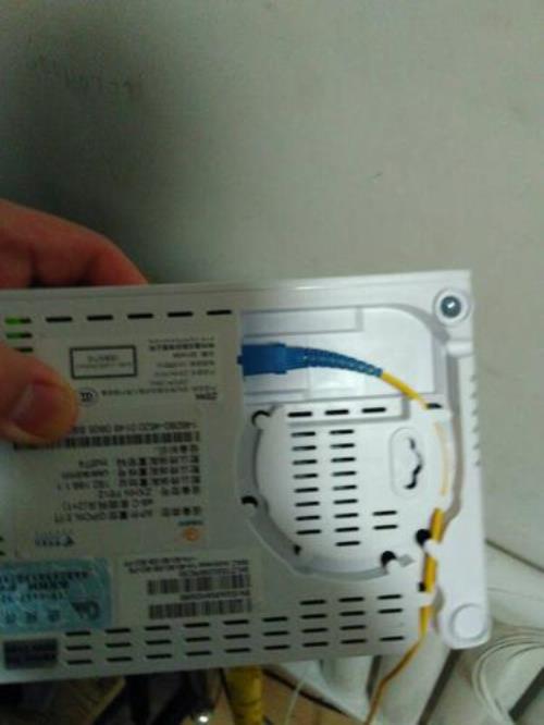宽带光纤线怎么加一根