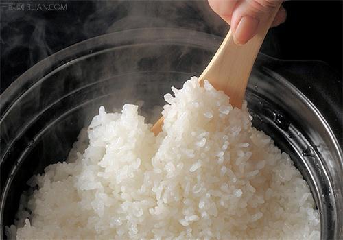 米饭煮熟了可以放多久