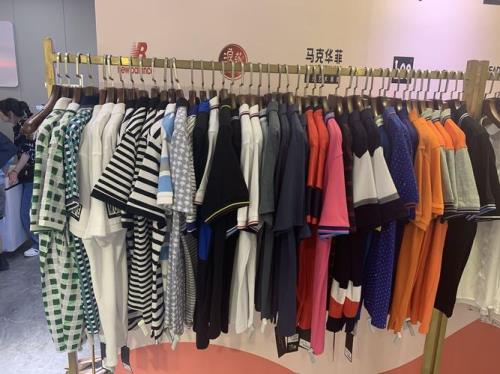 专卖店买的衣服质保多长时间
