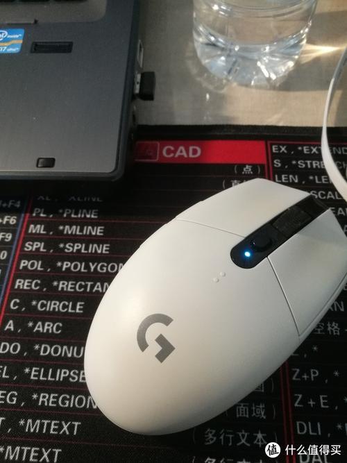罗技g304底部灯为什么不亮