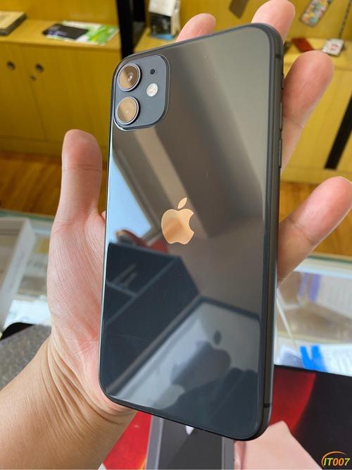 iPhone买全新还是95新