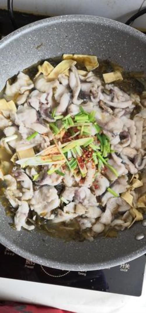 酸菜鱼要放哪些配菜