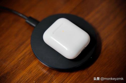 airpods有电音是怎么回事