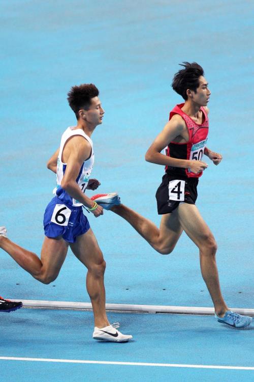 800米2分35秒什么水平
