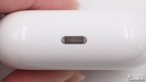 airpodspro2充电仓用电
