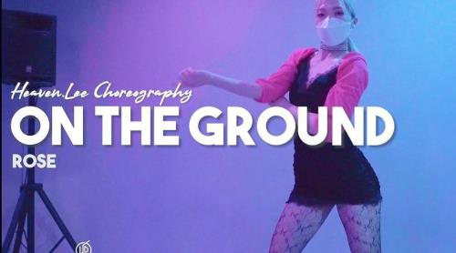 on the ground音译歌词