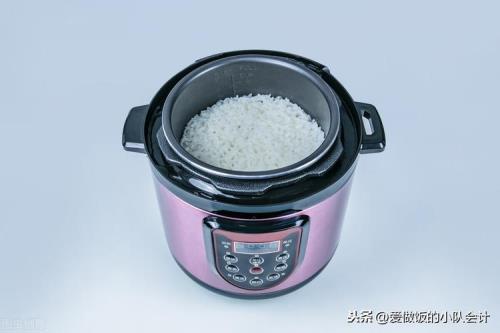 高压锅煮饭有声音了还有煮多久